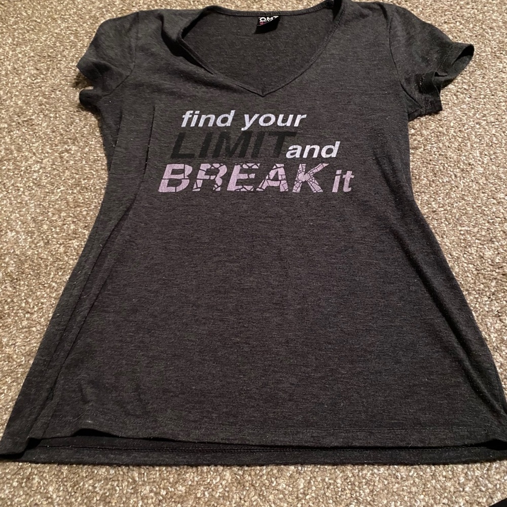 Women’s athletic tee